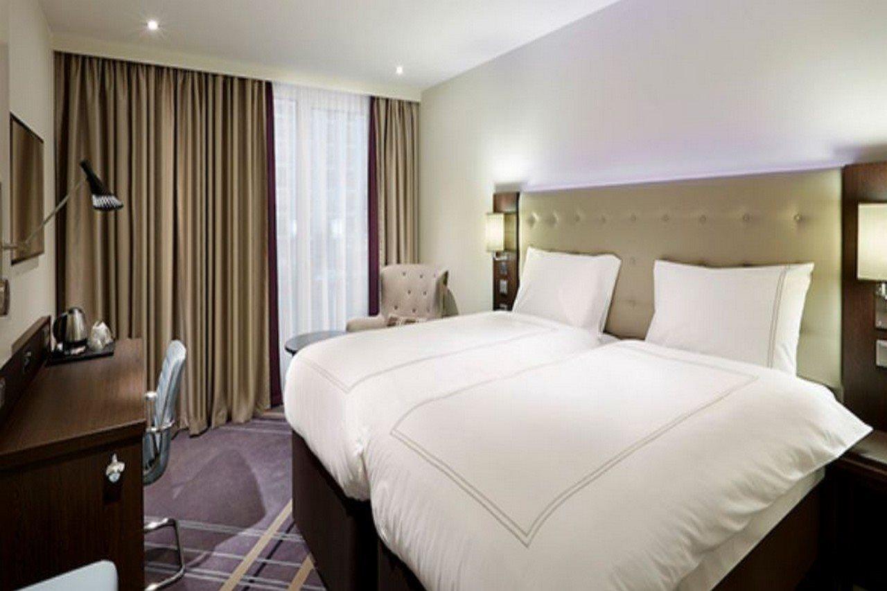 Premier Inn Muenchen Airport Sued Hallbergmoos Exterior photo